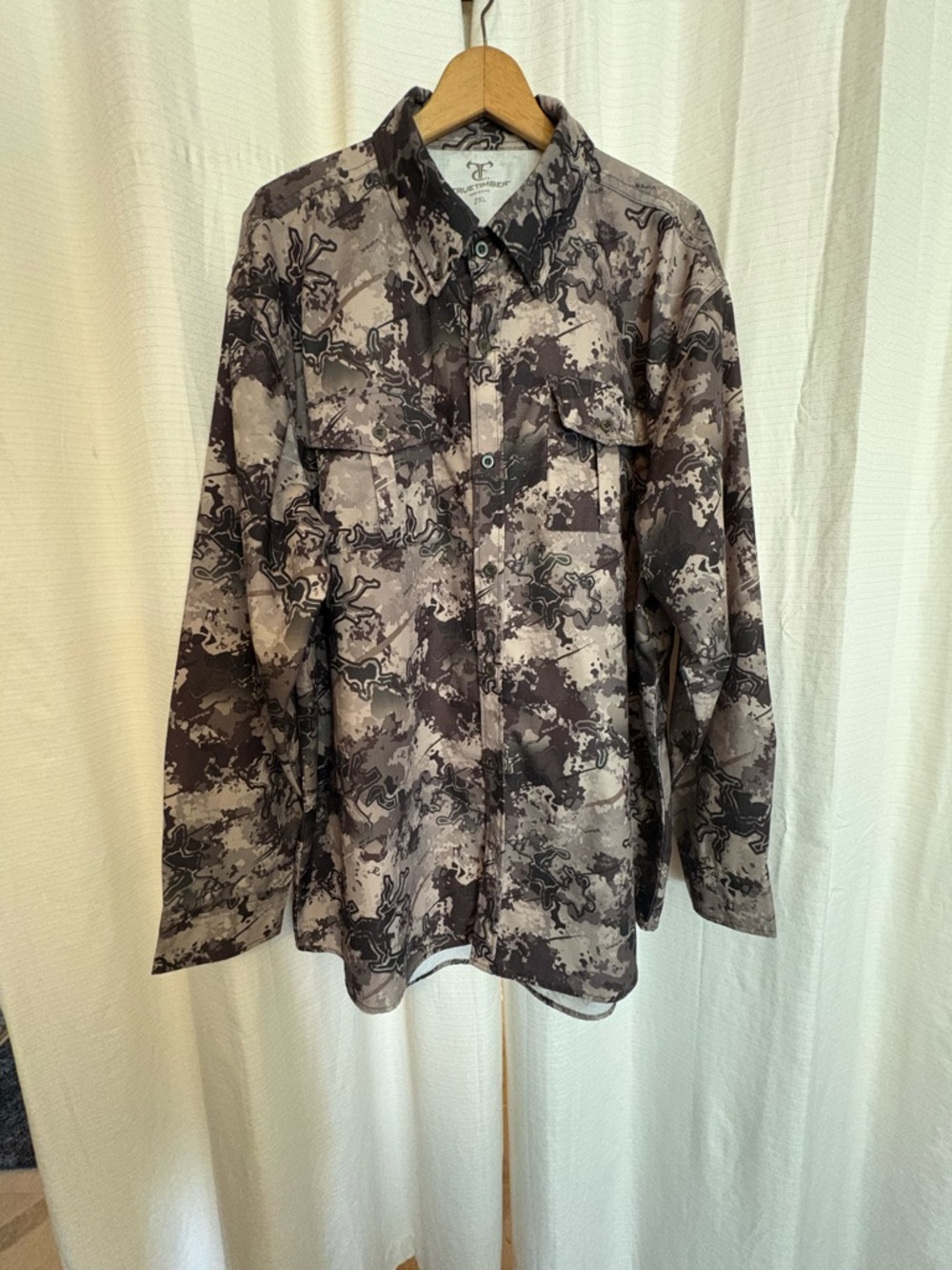 Men's Camouflage Long-Sleeve Button Shirt